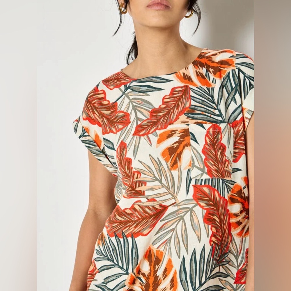 Apricot 🍑  - Patterned Top - Picture 4 of 6